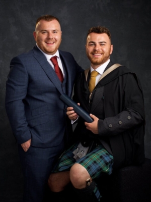 GRADUATION PHOTOGRAPHER