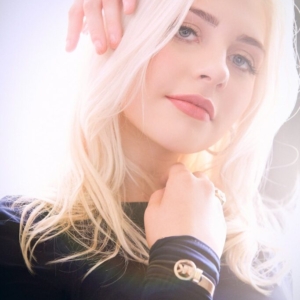 Model & Headshot